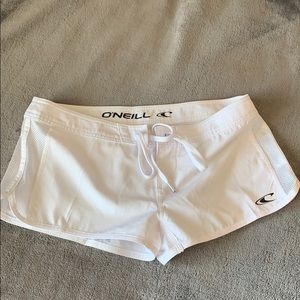 WOMEN’S O’NEILL WHITE BOARD SHORTS